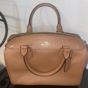 Tan/brown Coach handbag